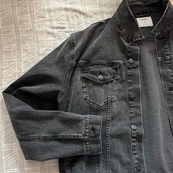 Old Navy Jean Jacket - Picture 3 of 8